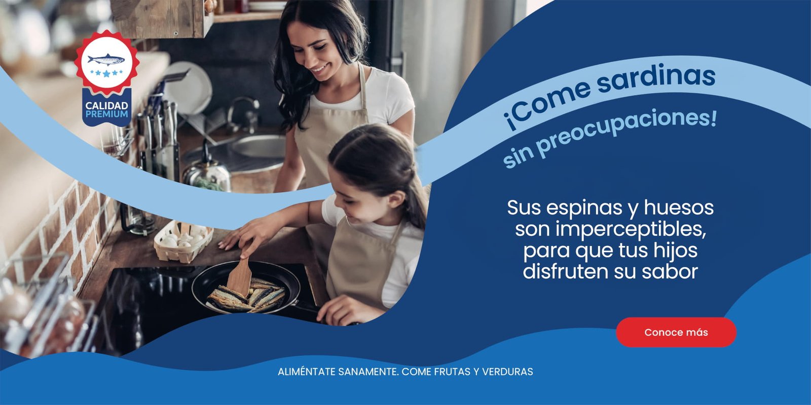 Madre e hija cocinando