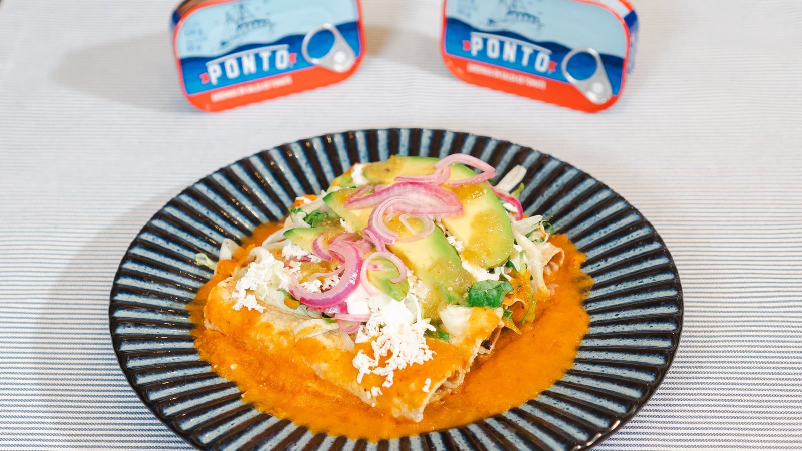 Taquitos Dorados Bañados de Sardinas: Tradicional, sabroso y rápido