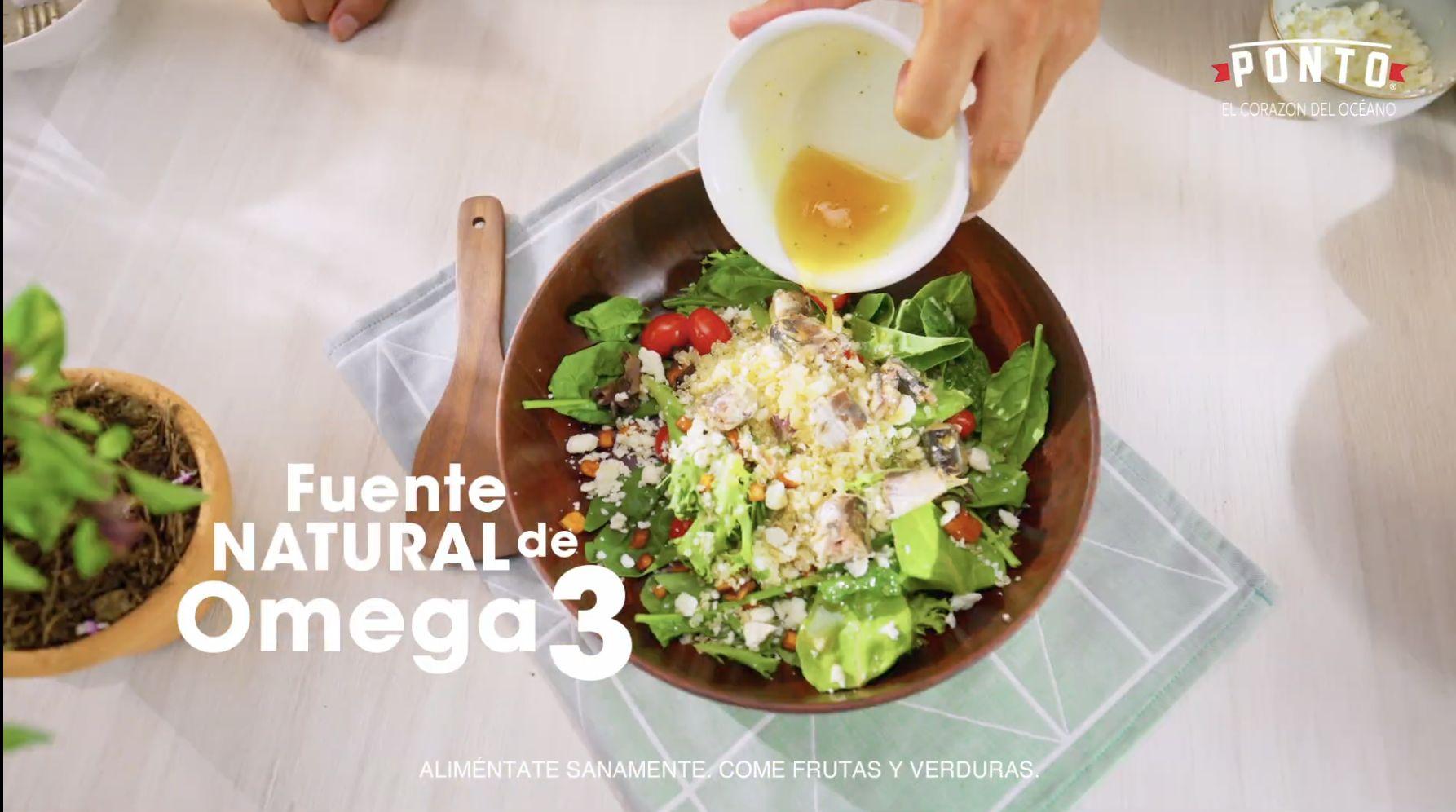 Y sardinas en aceite de oliva, bañamos con la vinagreta.<br>¡Listo! Es una opción deliciosa y muy saludable. 